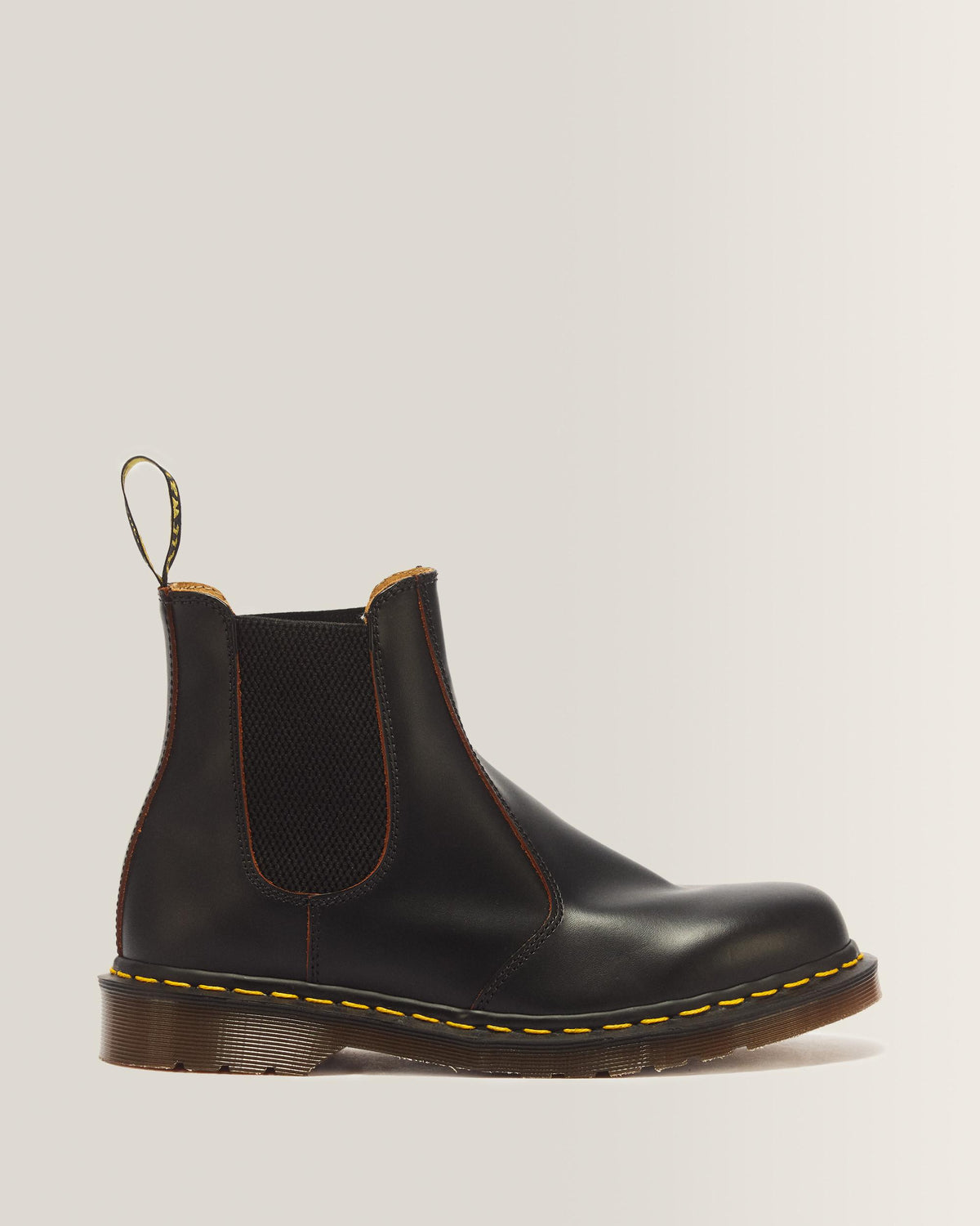 2976 Vintage Made In England Chelsea Boots - Black